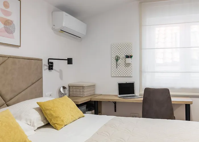 Mirjana, Two Bedrooms Apartment Dugi Rat